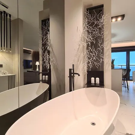 Baltic View Luxury Gardenia Front Apartment