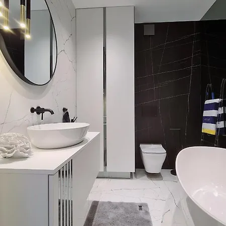 Baltic View Luxury Gardenia Front