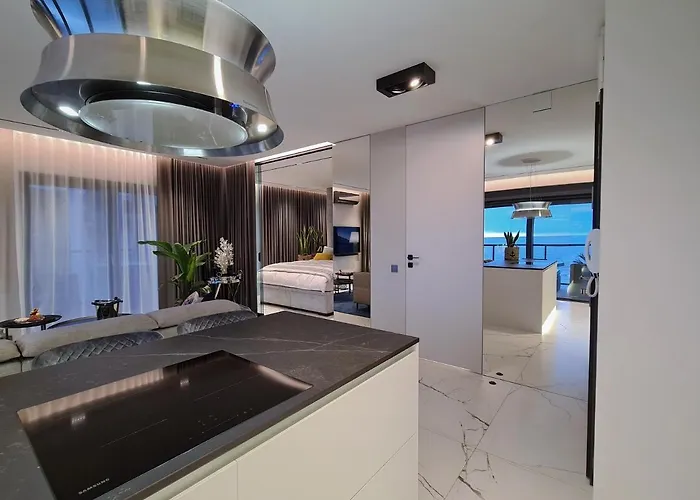 Baltic View Luxury Gardenia Front アパート Dziwnów